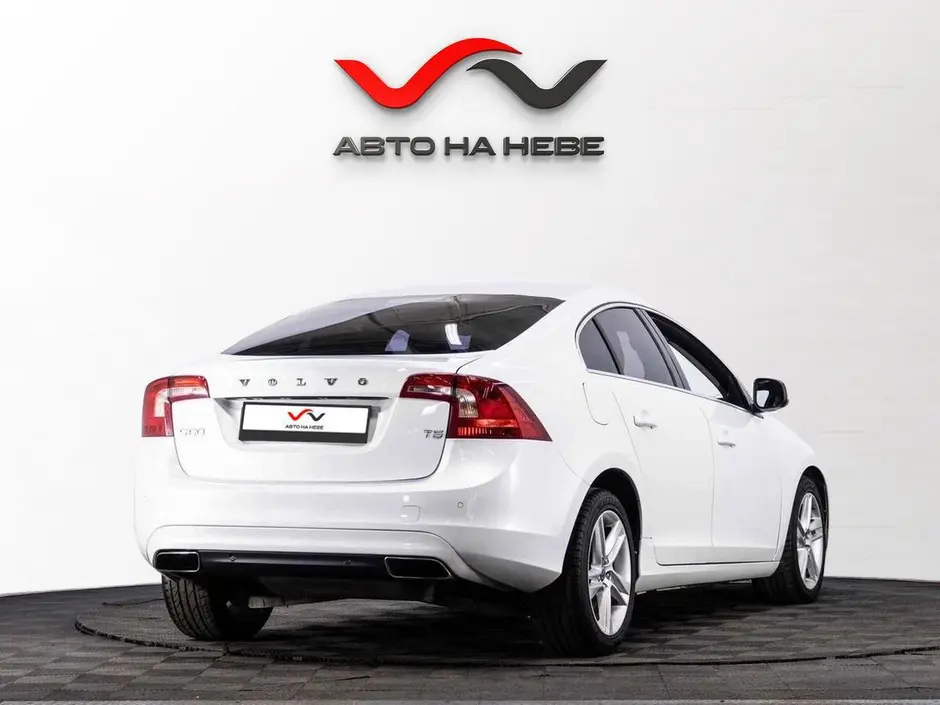 «Авто на Неве»