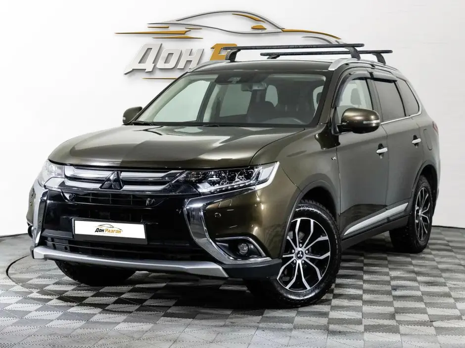 Mitsubishi Outlander, 2016 г.