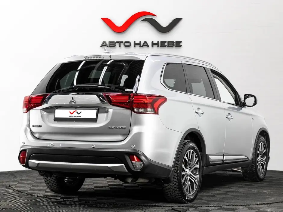 «Авто на Неве»