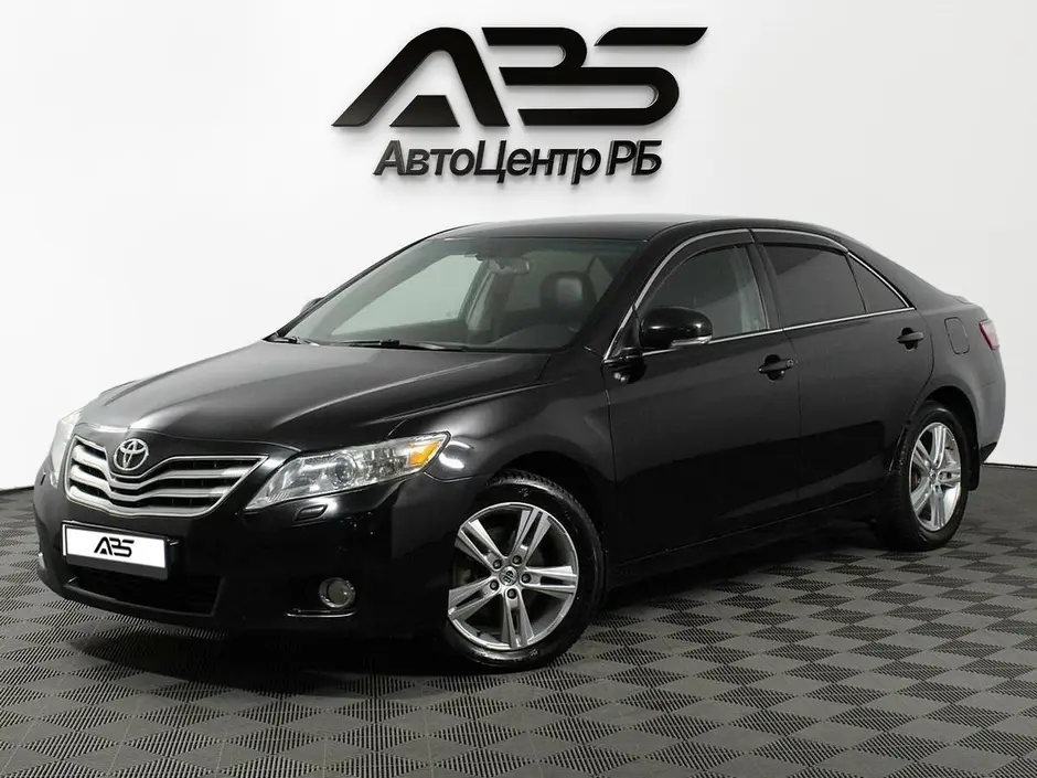 Toyota Camry, 2010 г.