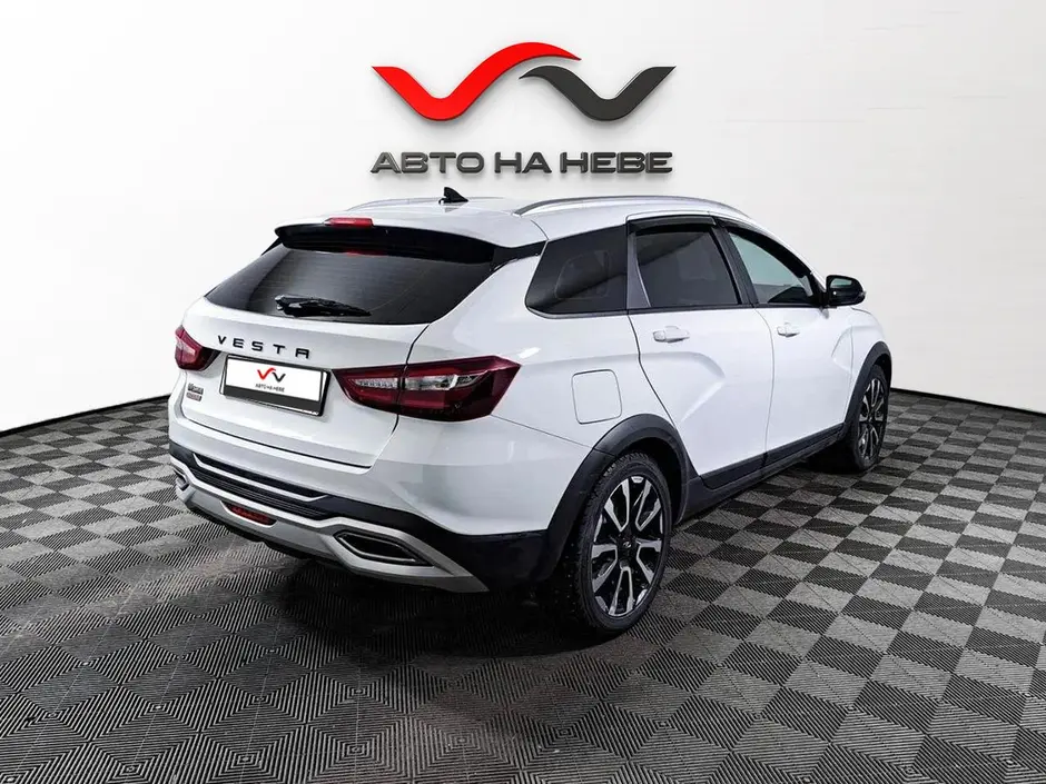 «Авто на Неве»