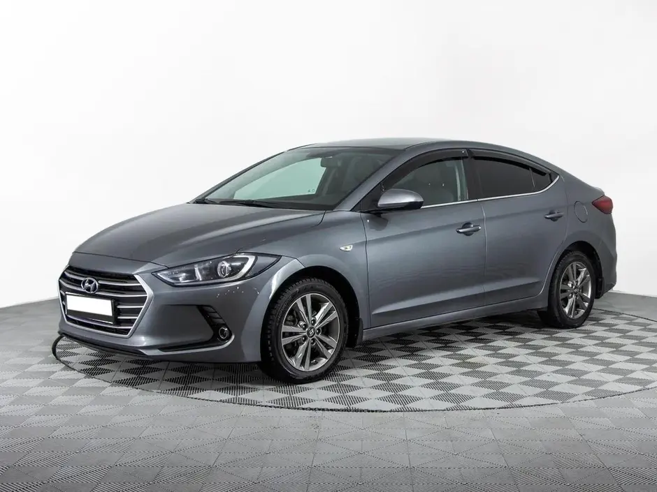Hyundai Elantra, 2018 г.