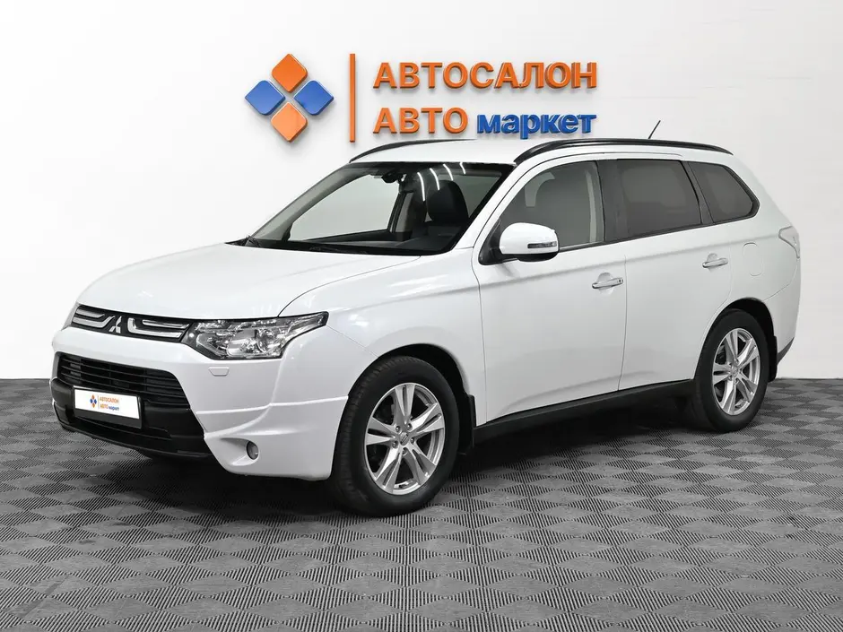 Mitsubishi Outlander, 2014 г.
