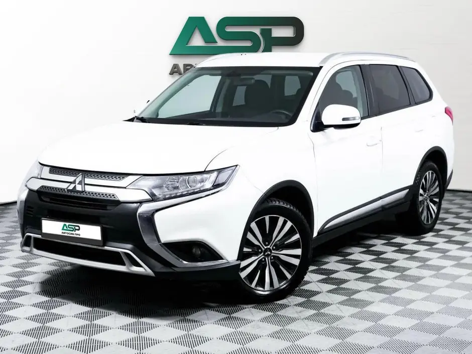 Mitsubishi Outlander, 2018 г.