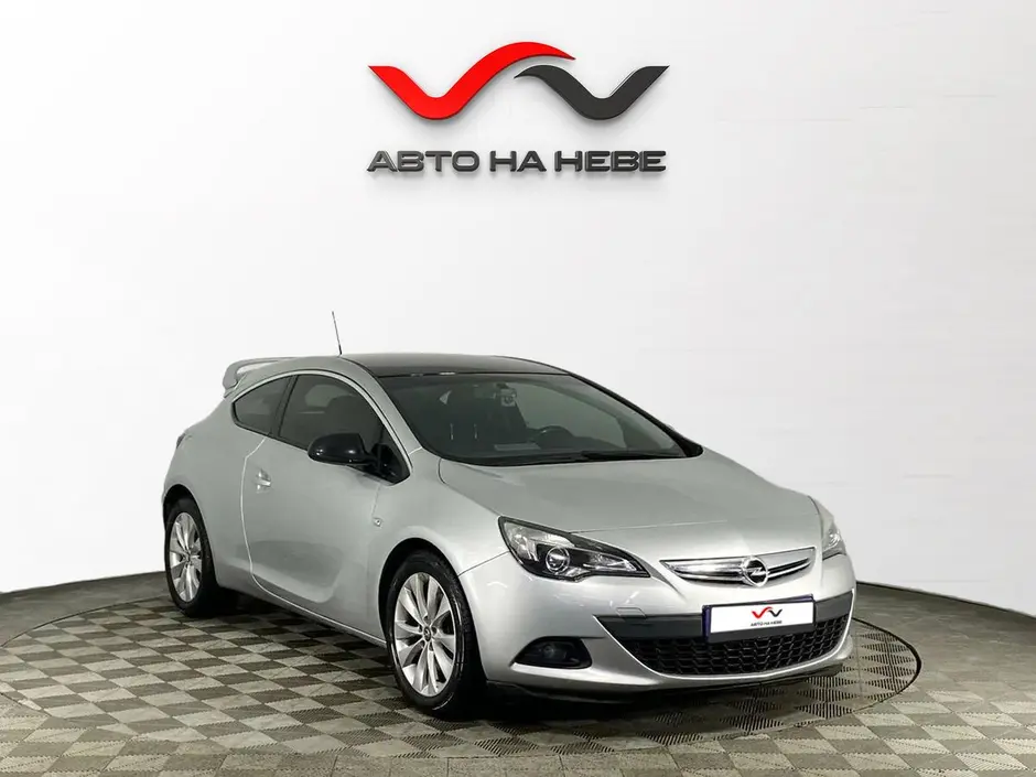 «Авто на Неве»