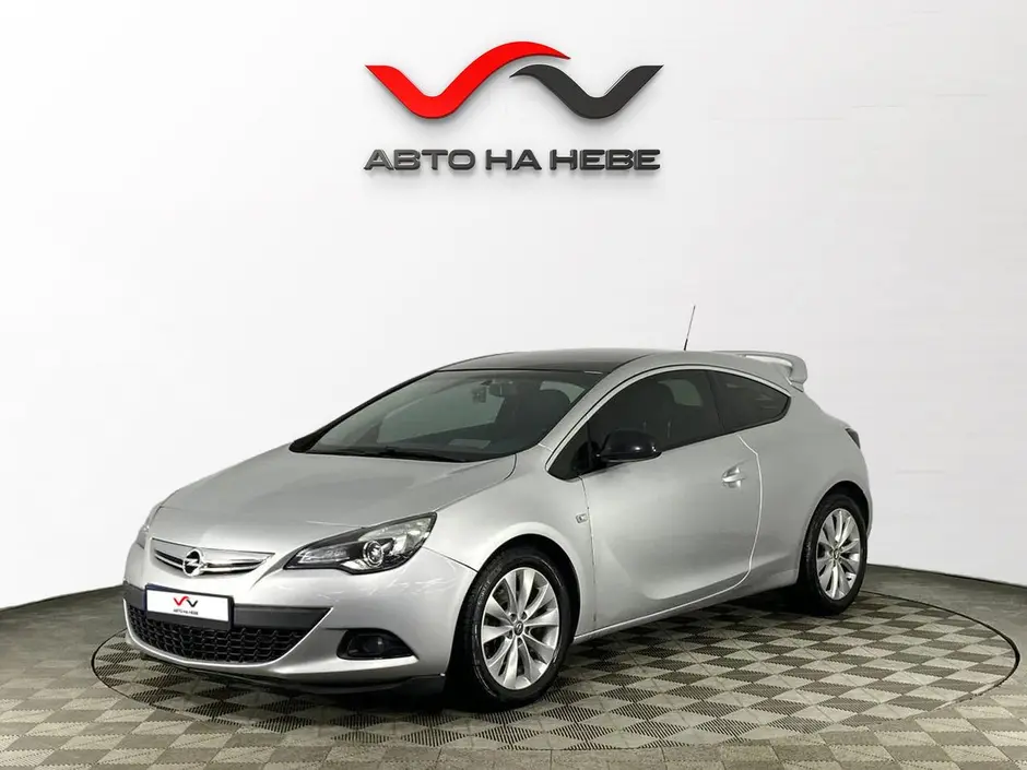 «Авто на Неве»
