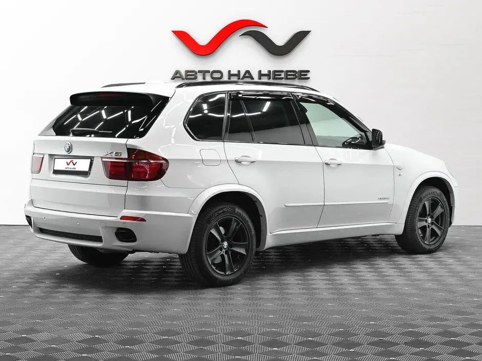 «Авто на Неве»