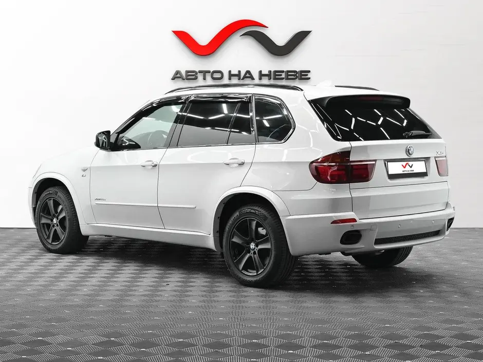 «Авто на Неве»