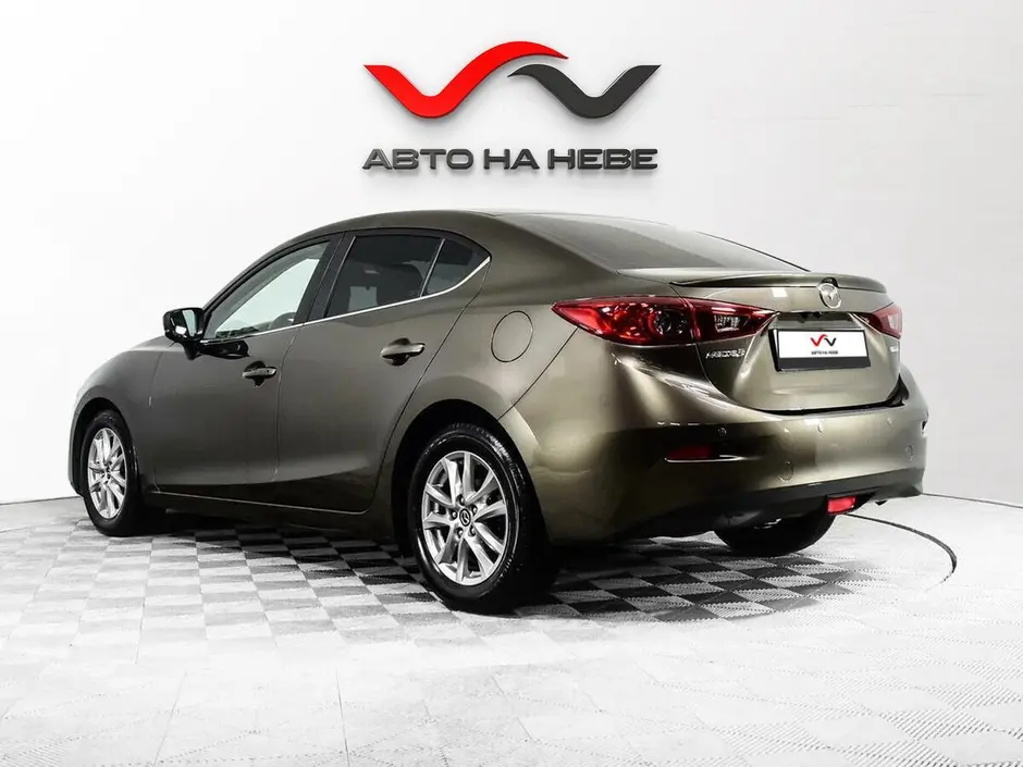 «Авто на Неве»