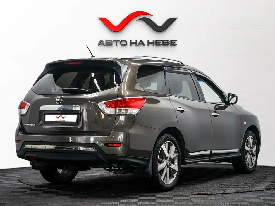 «Авто на Неве»