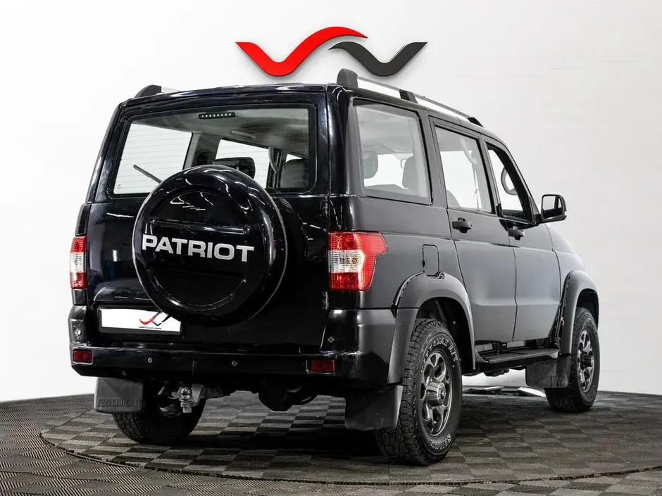 «Авто на Неве»