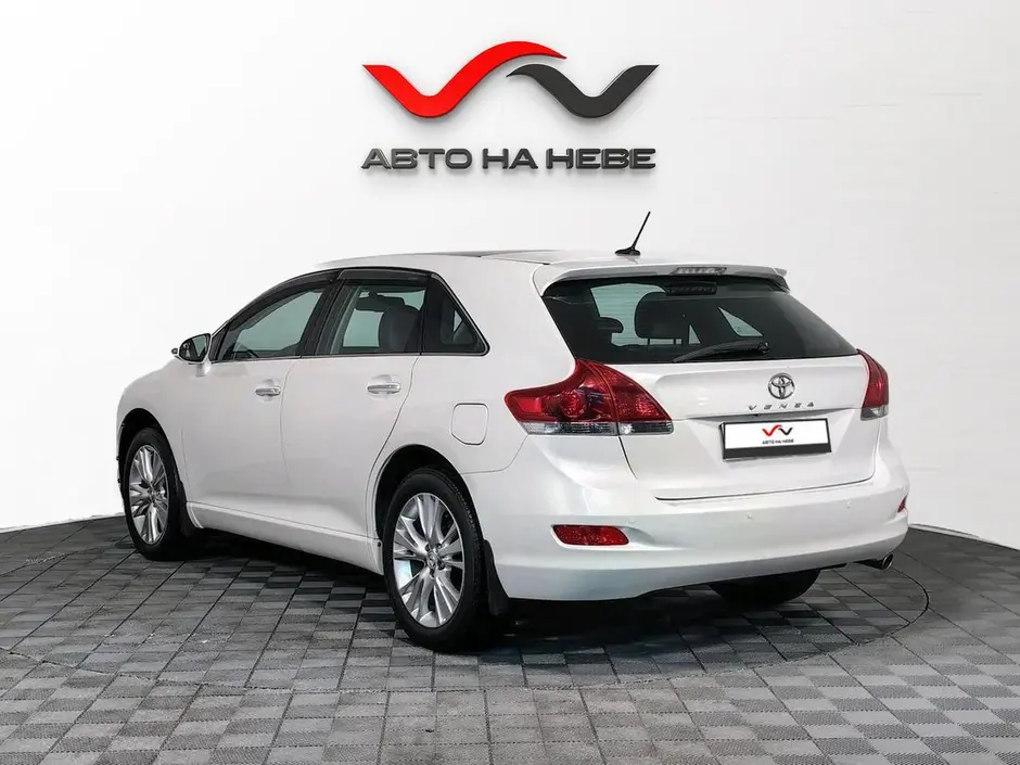 «Авто на Неве»