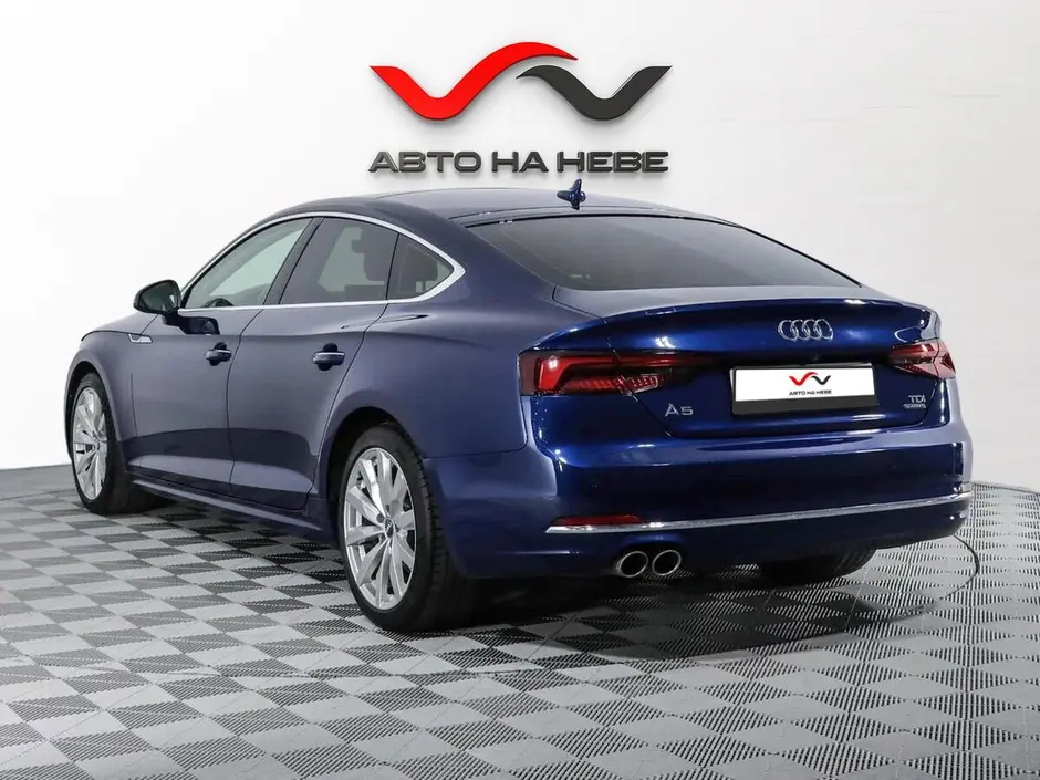 «Авто на Неве»
