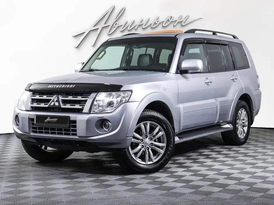 Mitsubishi Pajero, 2012 г.