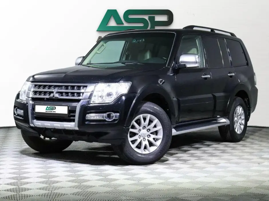Mitsubishi Pajero, 2017 г.
