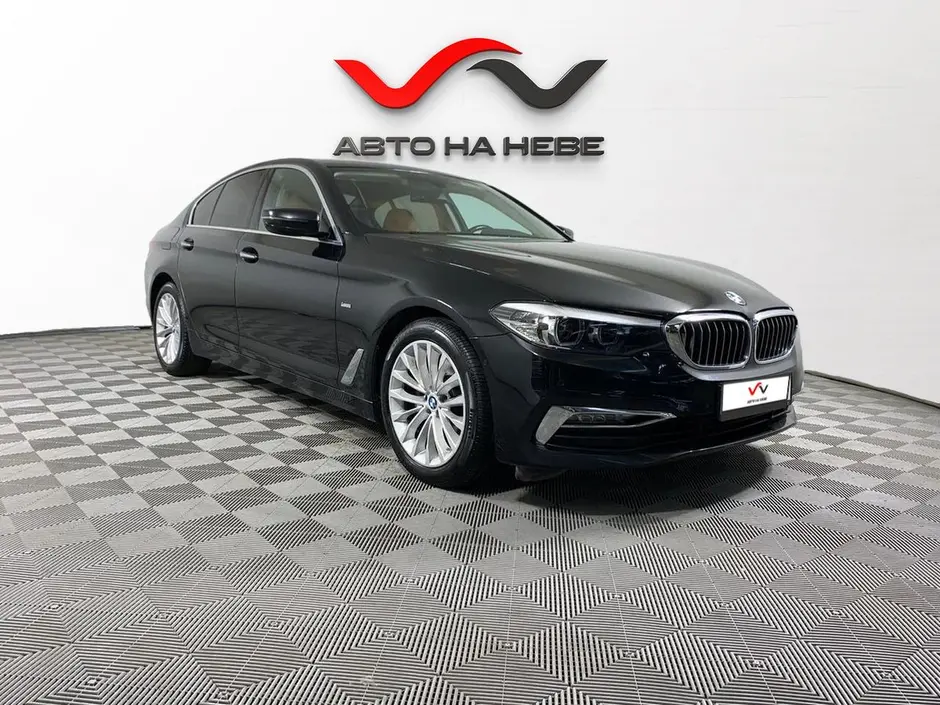 «Авто на Неве»