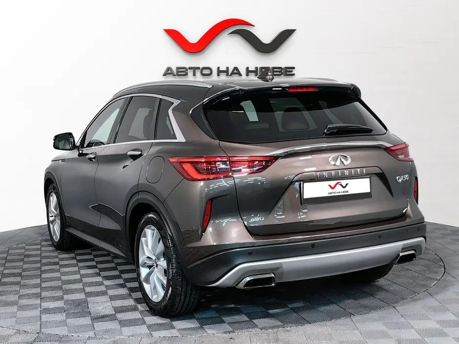 «Авто на Неве»