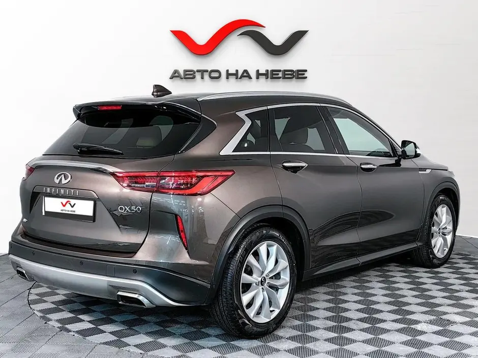 «Авто на Неве»
