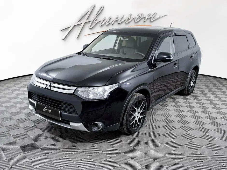 Mitsubishi Outlander, 2014 г.