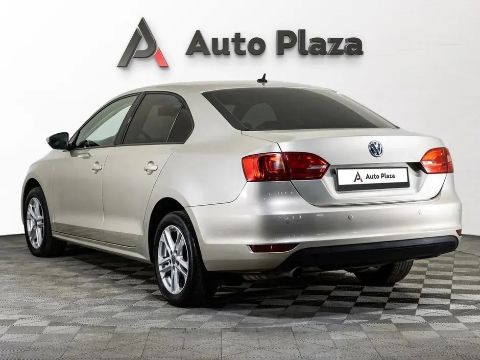 AutoPlaza