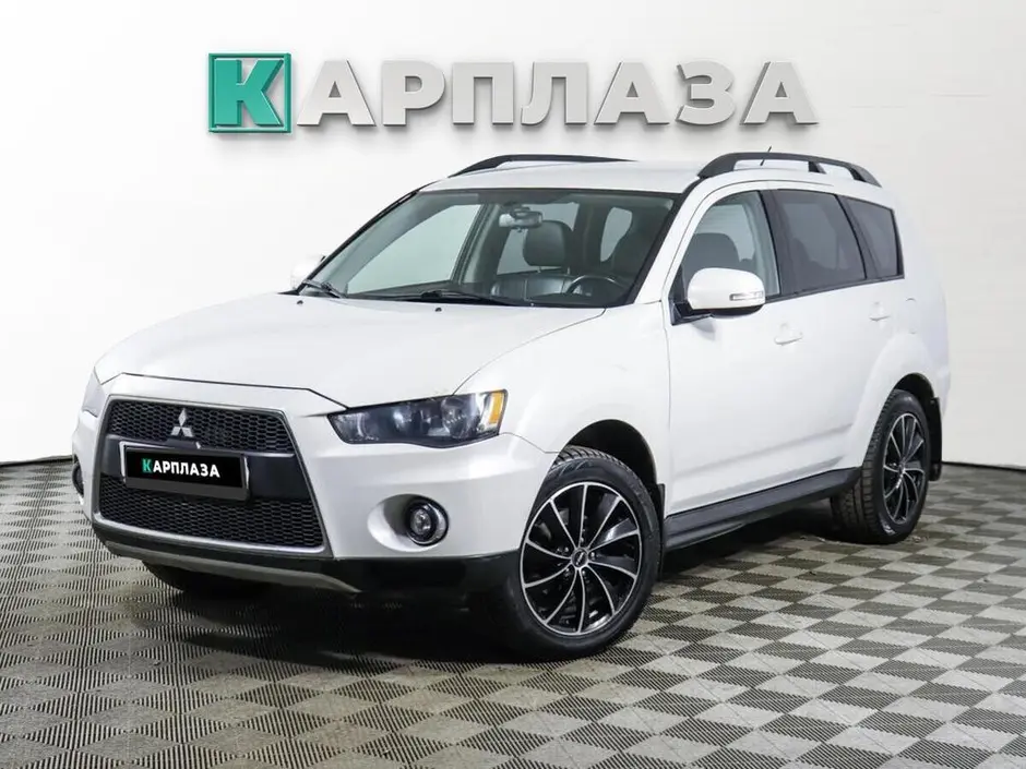Mitsubishi Outlander, 2011 г.