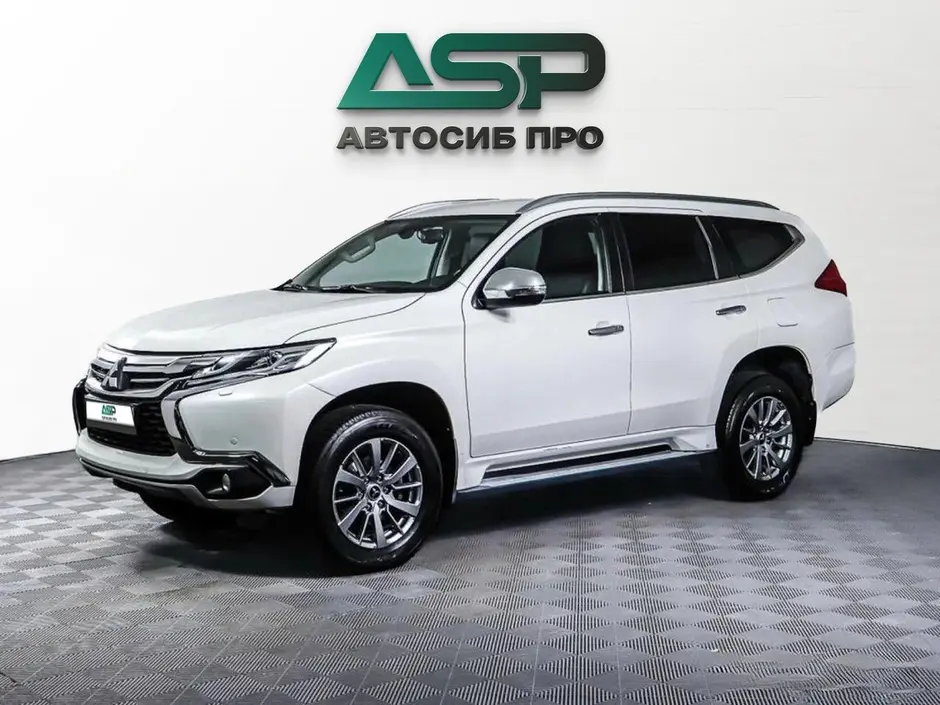 Mitsubishi Pajero Sport, 2017 г.