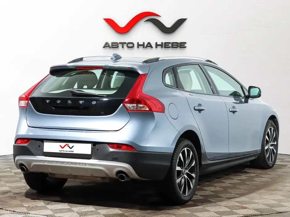 «Авто на Неве»