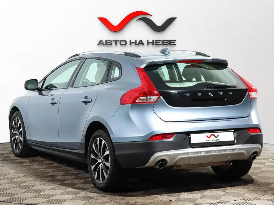 «Авто на Неве»
