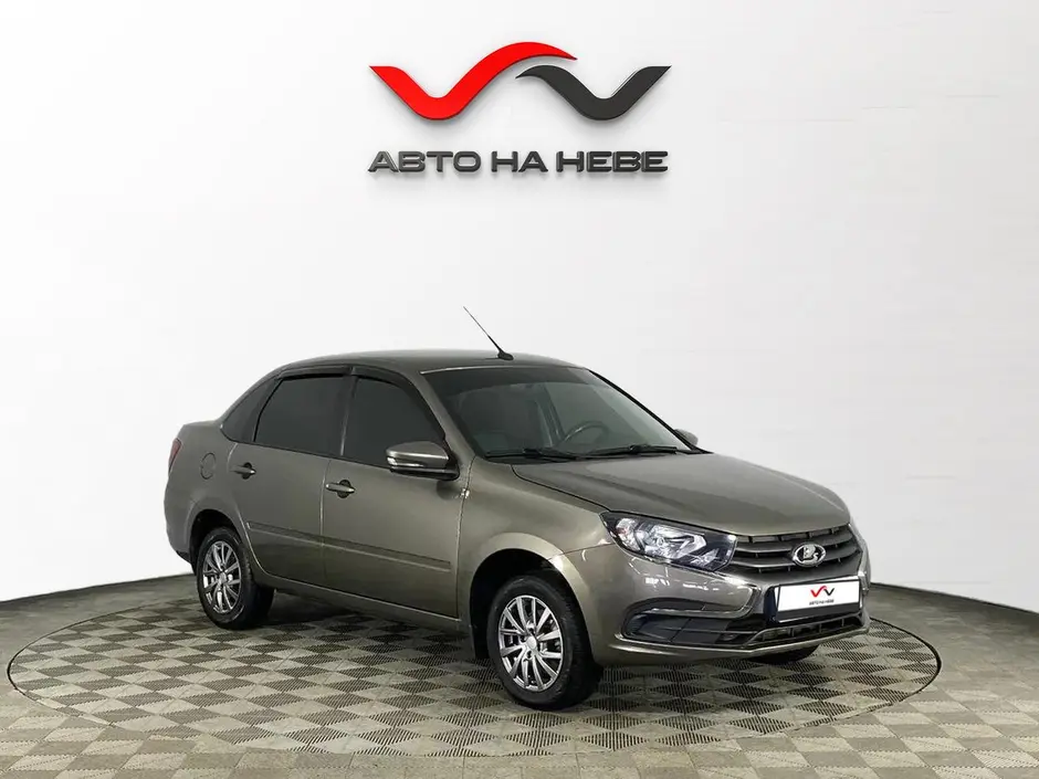 «Авто на Неве»
