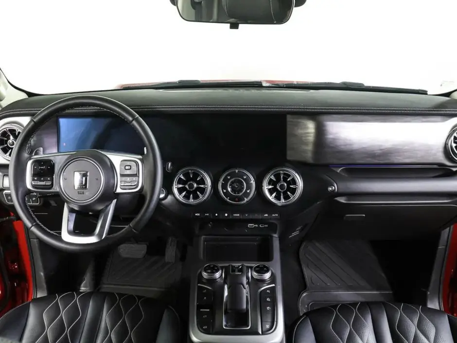 «Авто на Неве»