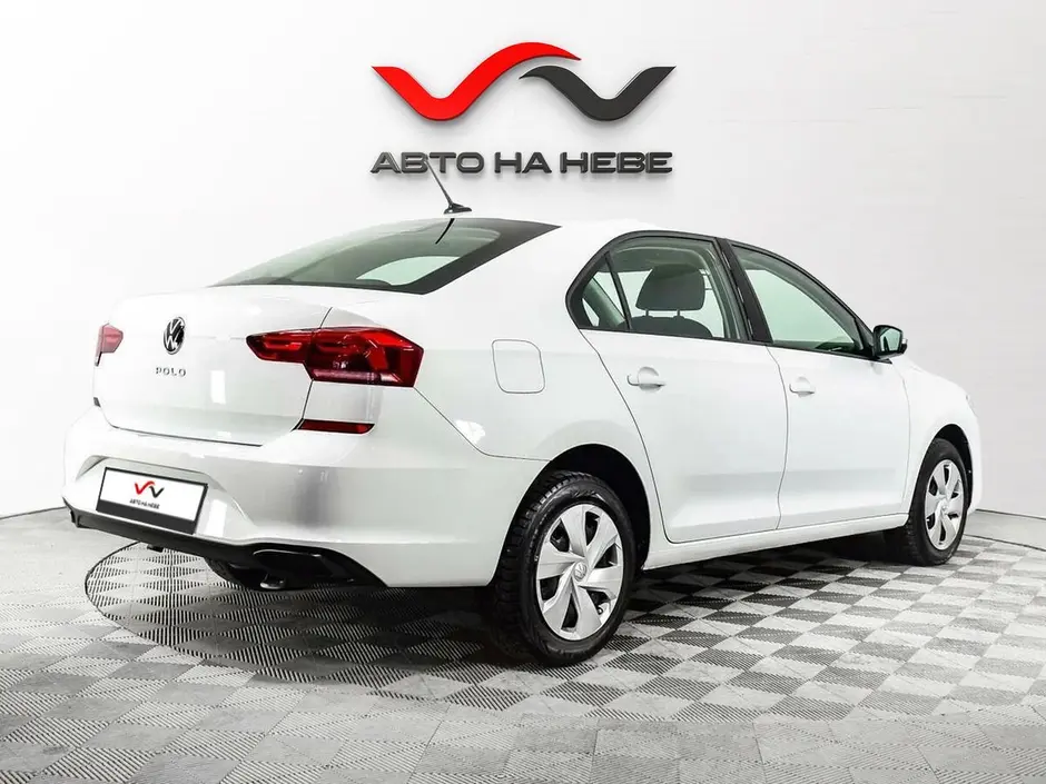 «Авто на Неве»