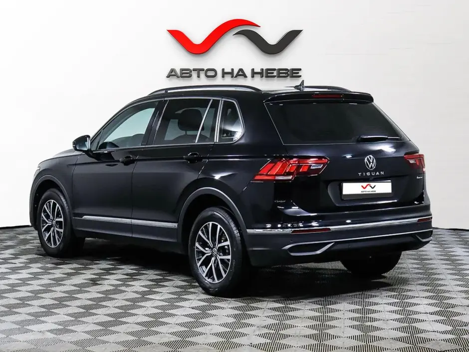 «Авто на Неве»