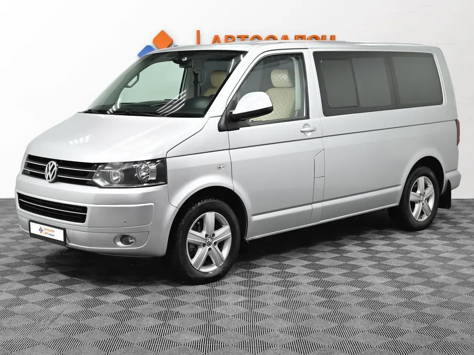 Volkswagen Multivan, 2015 г.