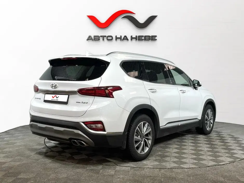 «Авто на Неве»