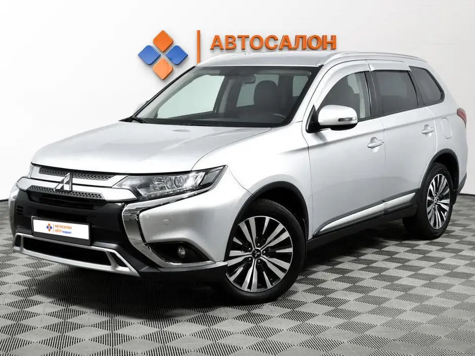 Mitsubishi Outlander, 2018 г.