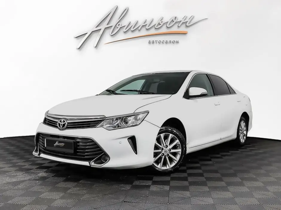 Toyota Camry, 2018 г.