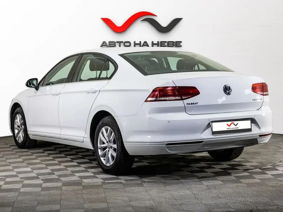 «Авто на Неве»