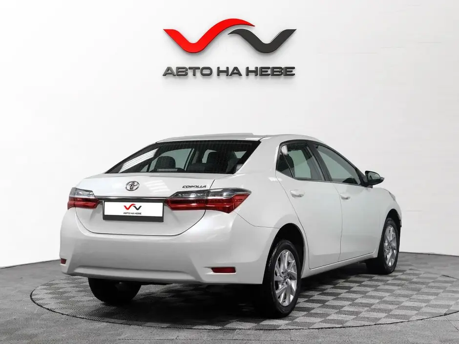 «Авто на Неве»