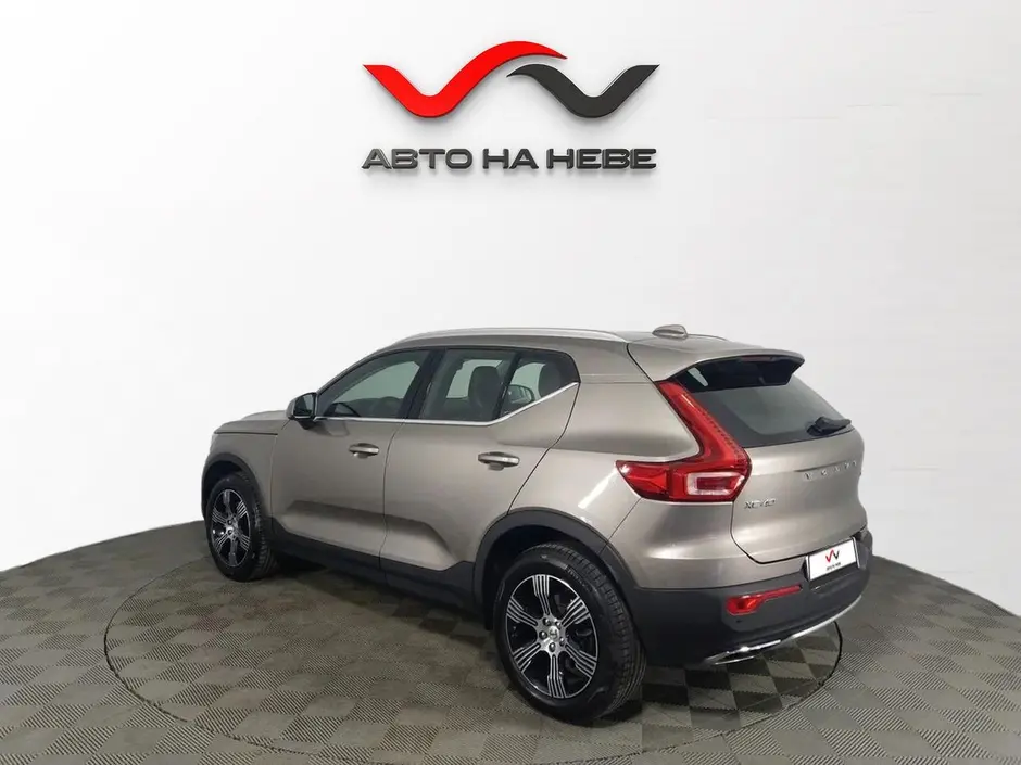 «Авто на Неве»