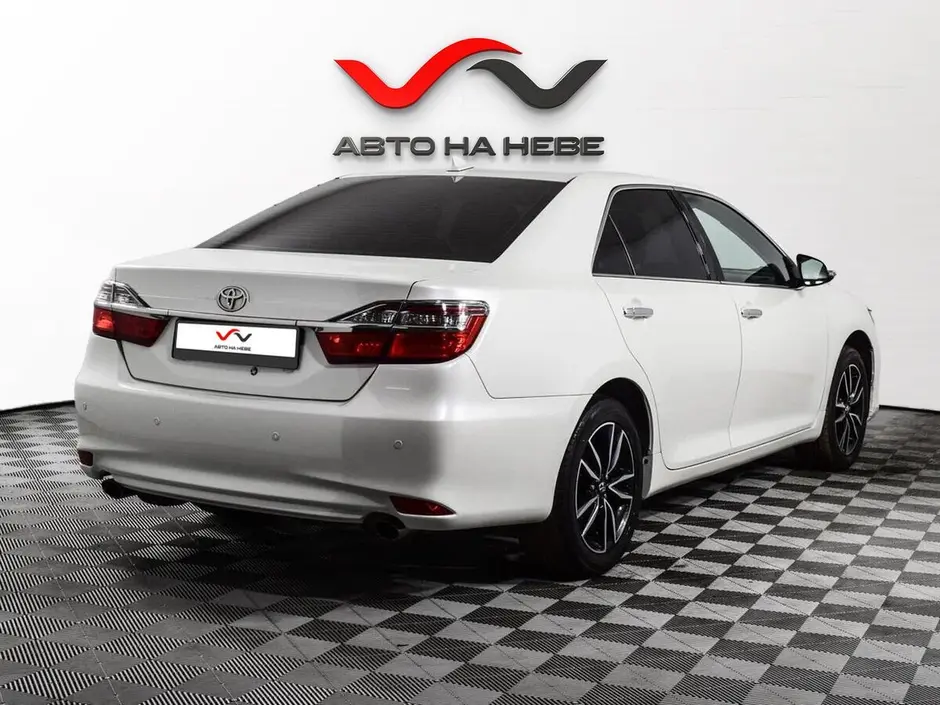 «Авто на Неве»
