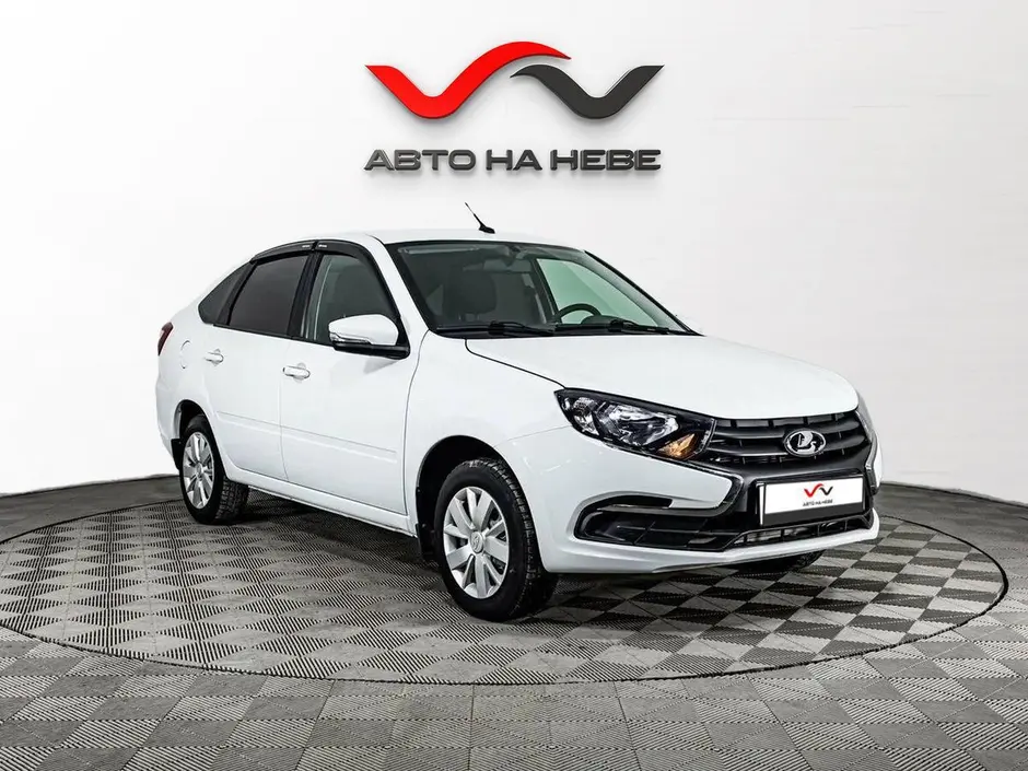 «Авто на Неве»