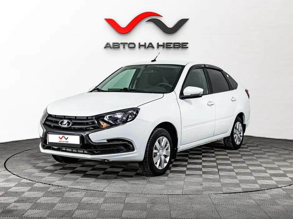 «Авто на Неве»