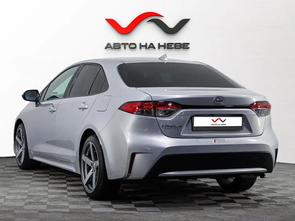 «Авто на Неве»