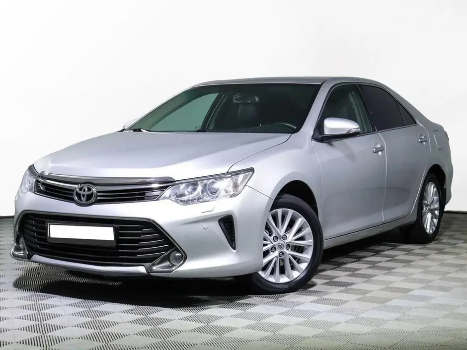 Toyota Camry, 2015 г.