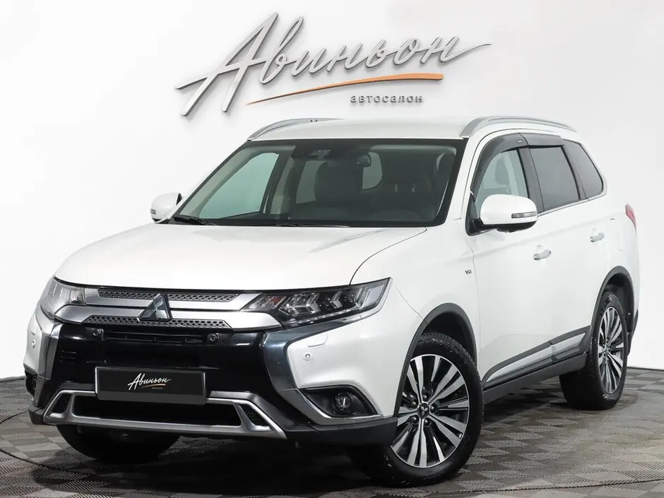 Mitsubishi Outlander, 2019 г.