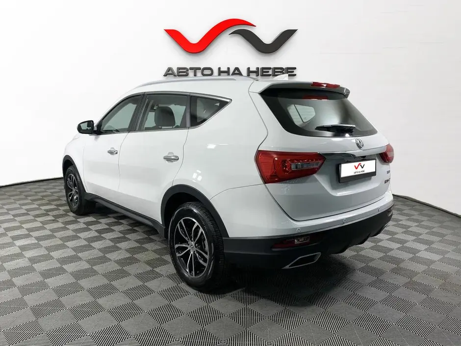 «Авто на Неве»