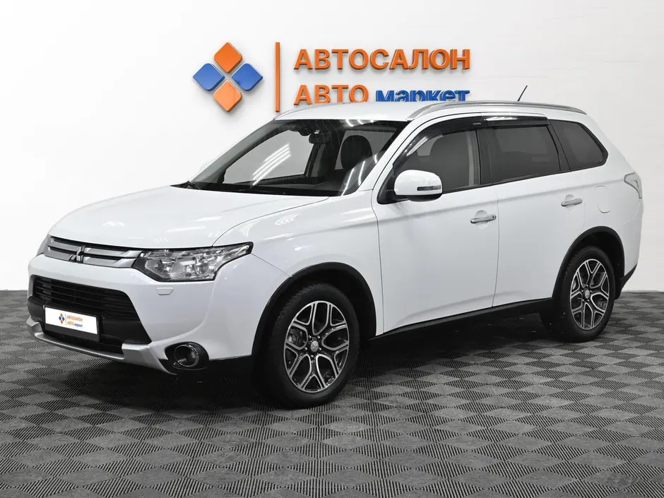 Mitsubishi Outlander, 2014 г.