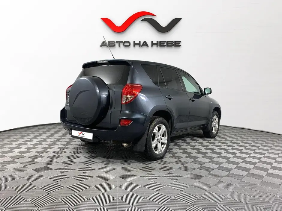 «Авто на Неве»