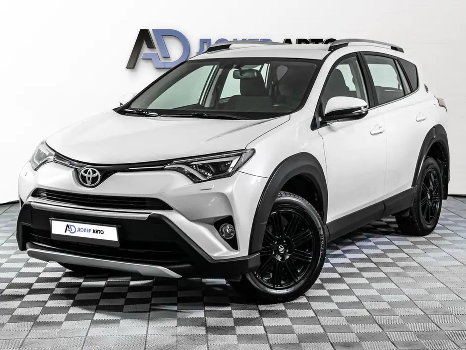 Toyota RAV4, 2018 г.