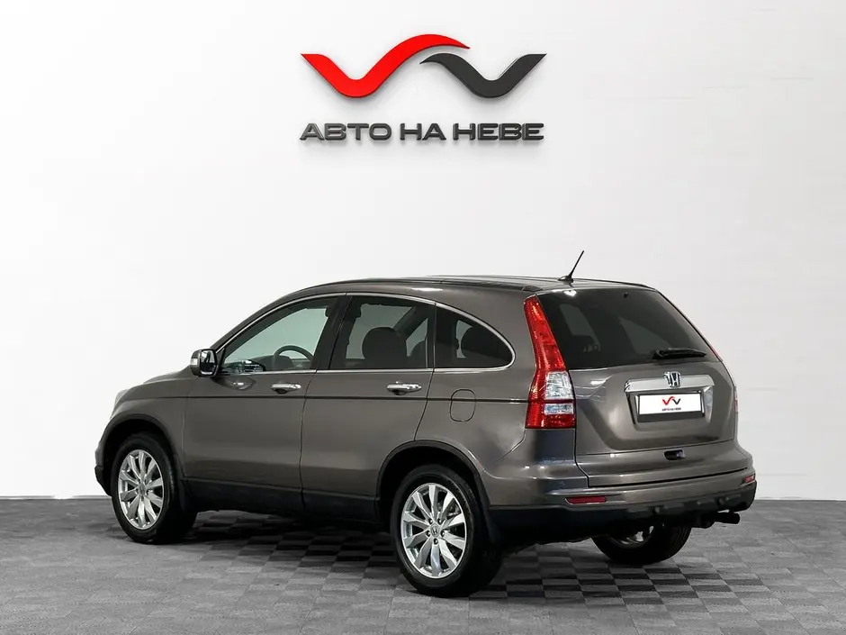 «Авто на Неве»